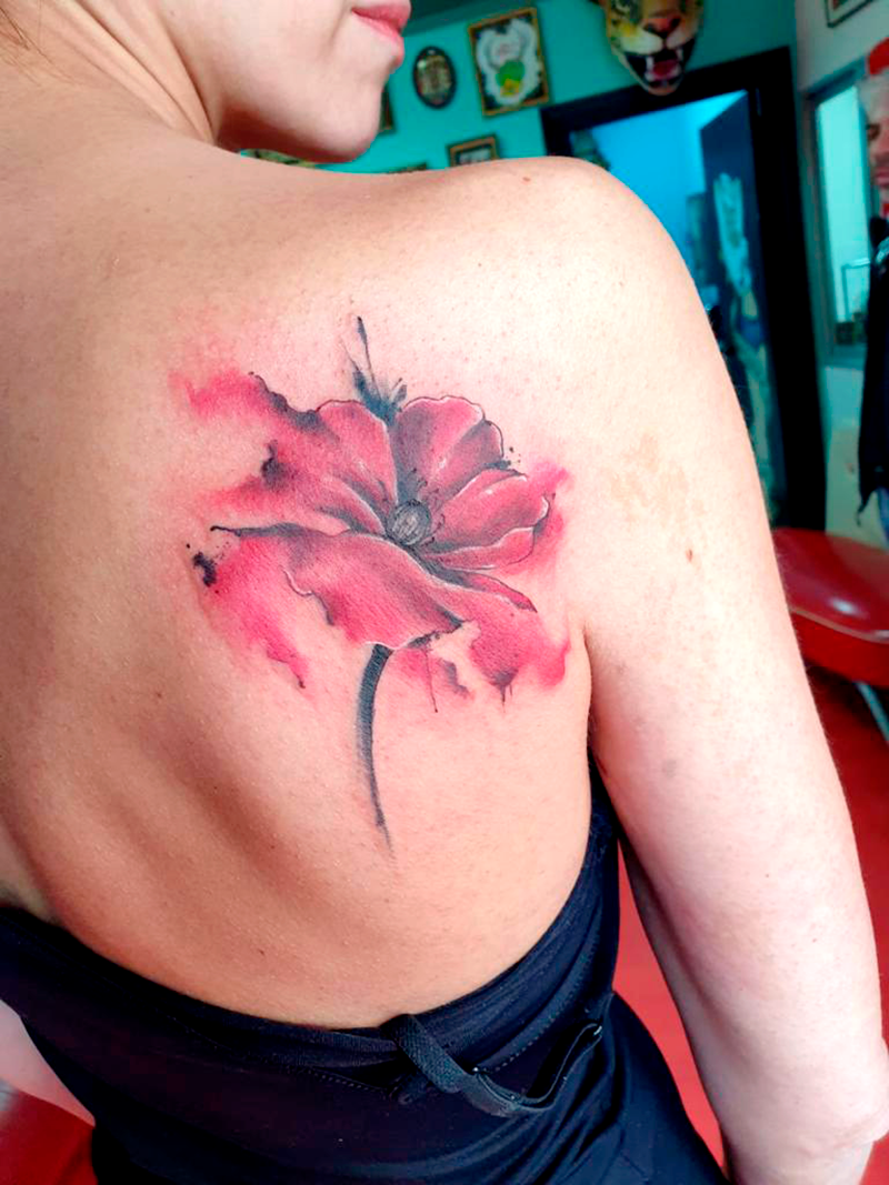 Tatuaje Floral Acuarela