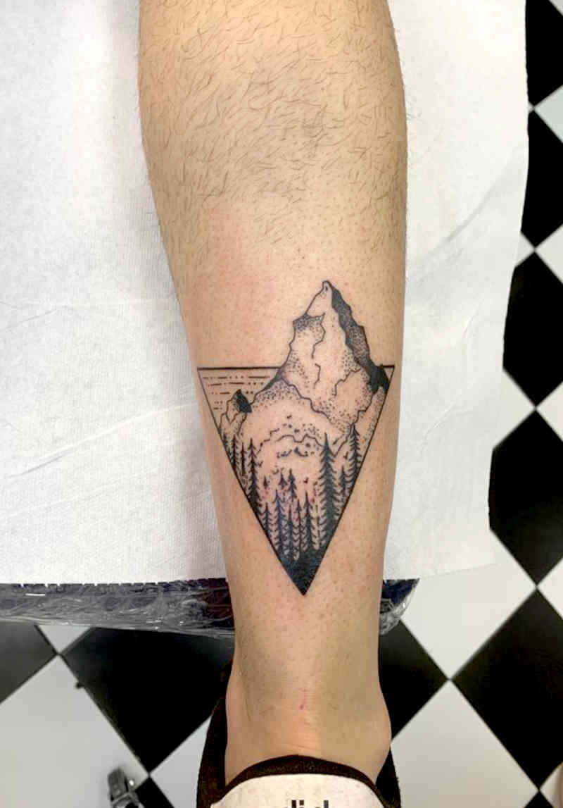 Tatuaje Paisaje Montañas