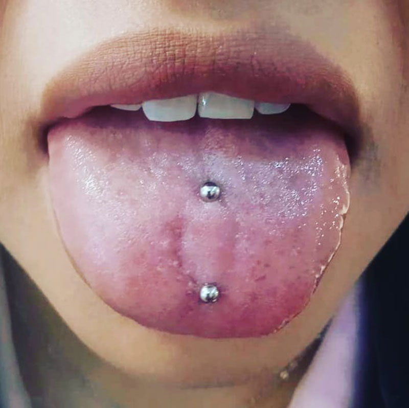 Piercing-surface-vertical-lengua